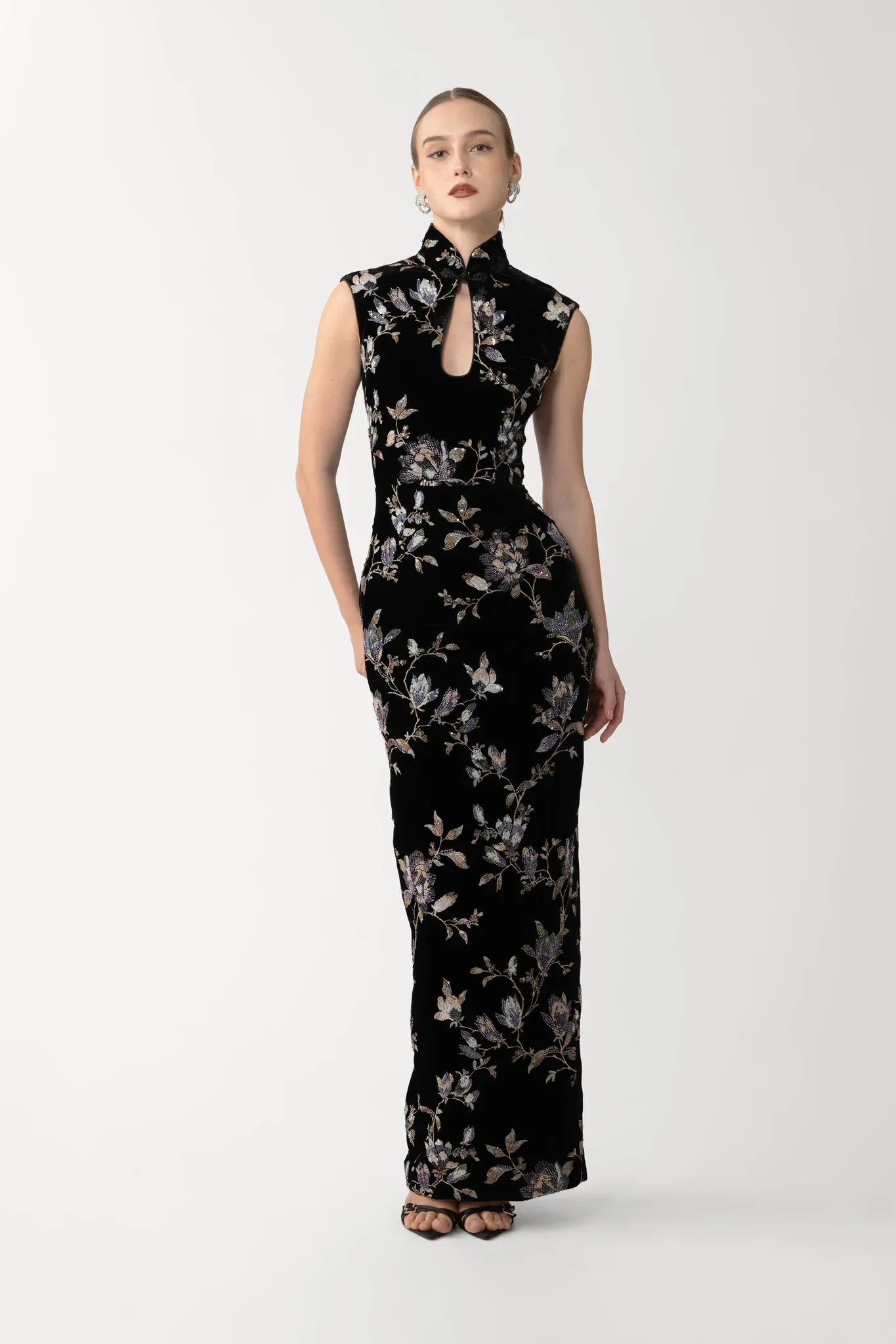 Liliana Velvet Dress - Image 4