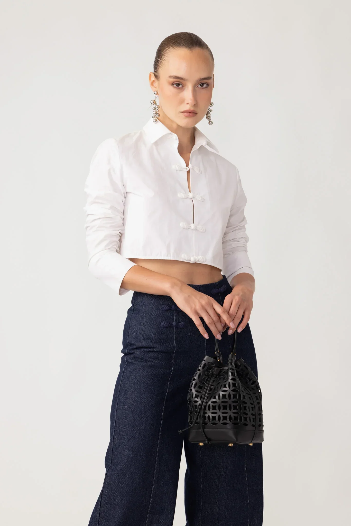 MING BUCKET BAG - Image 7