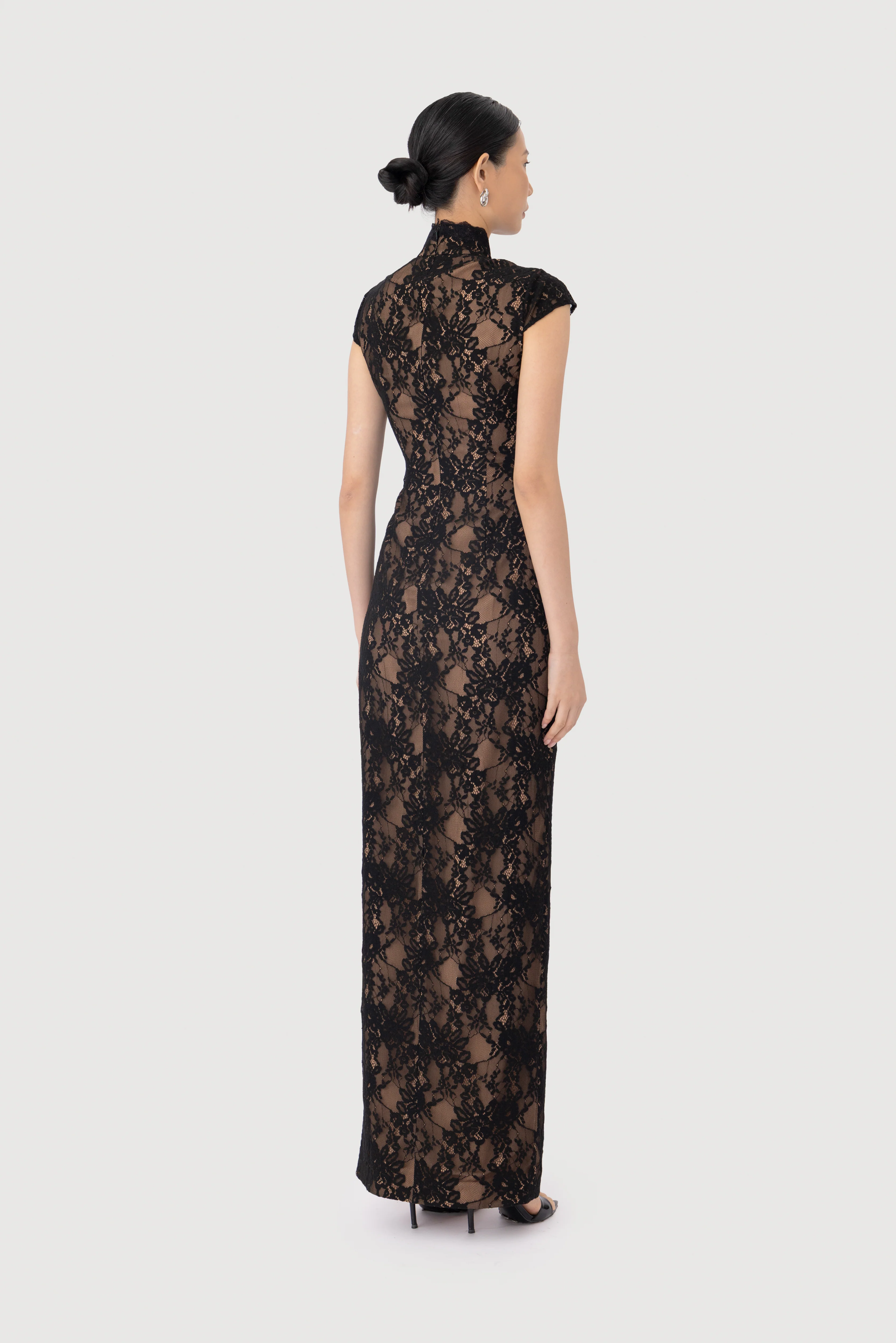 Moira Lace Maxi Dress - Image 5