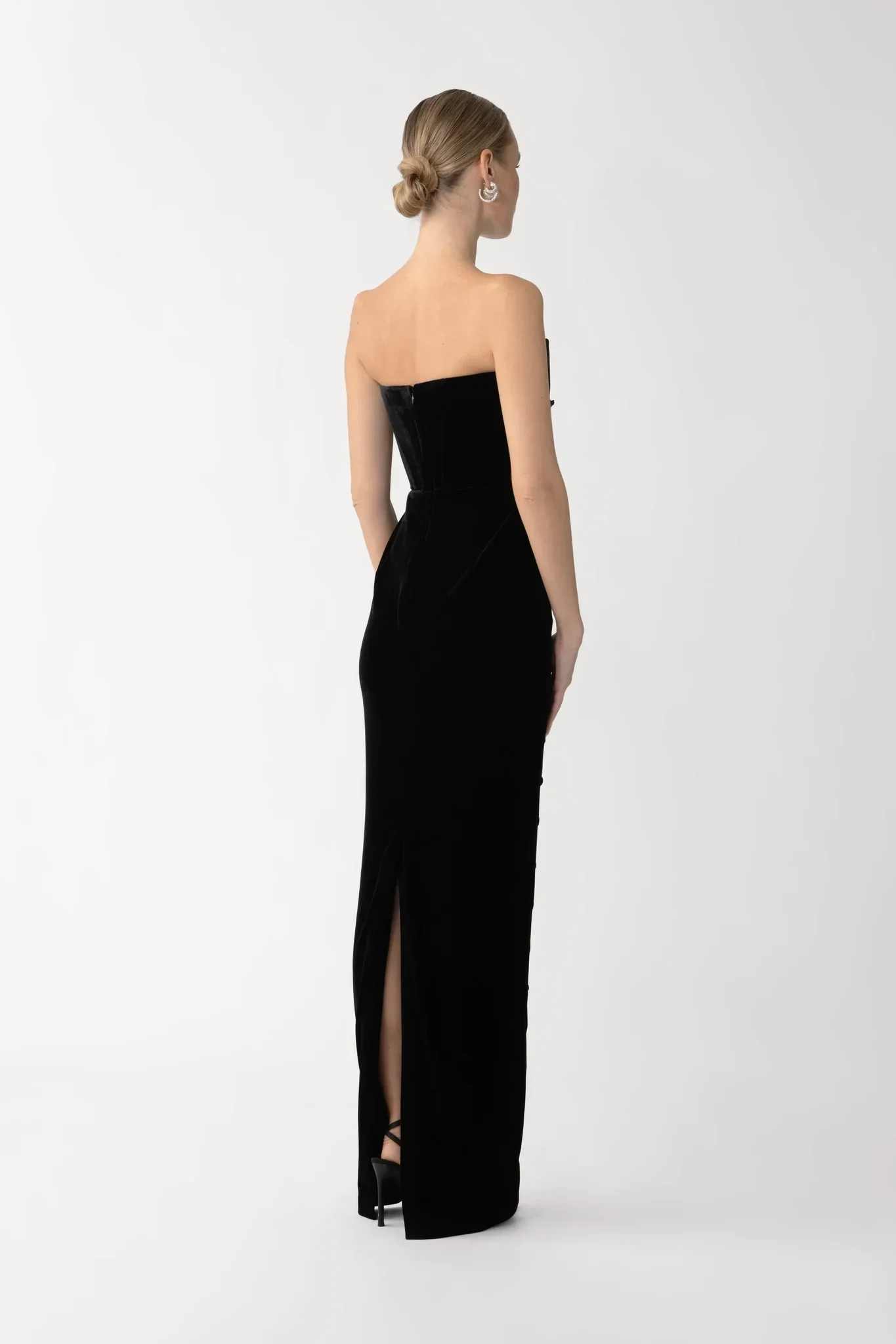 Vesper Velvet Gown - Image 4