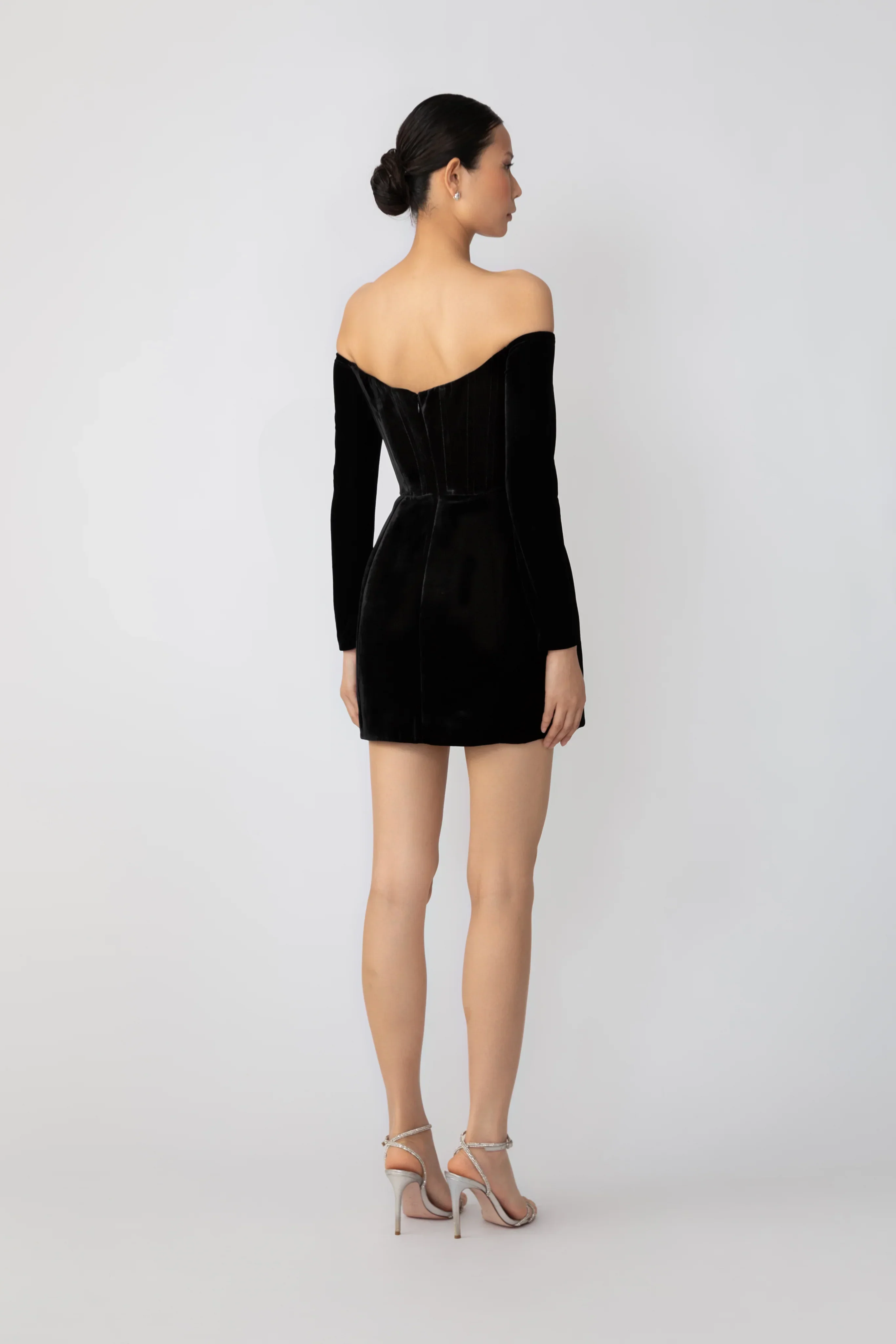 Viv Velvet Dress - Image 3