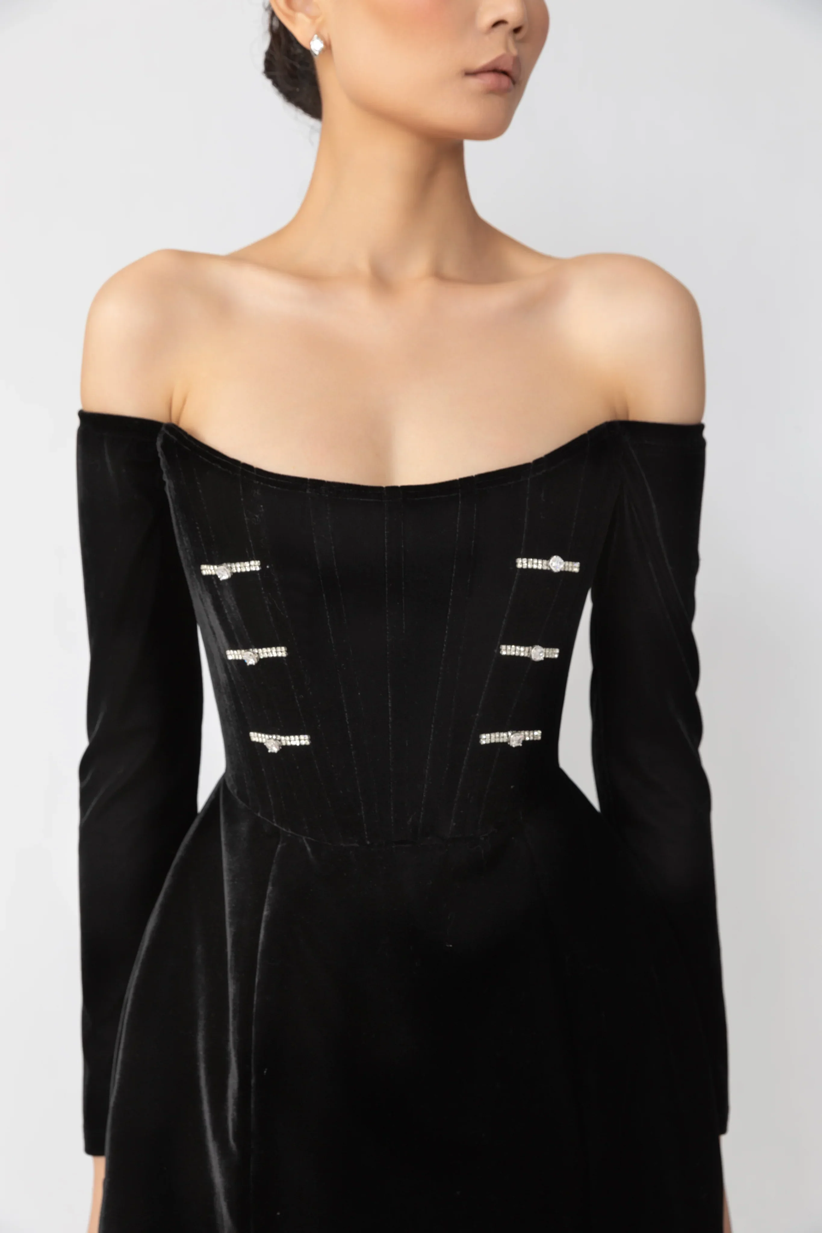 Viv Velvet Dress - Image 5